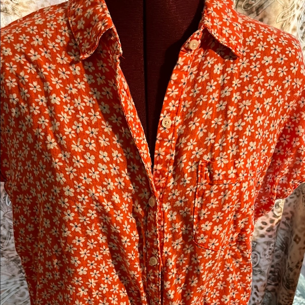 Old Navy Button Down Shirt with Tie Front and Notched Collar - Picture 2 of 3